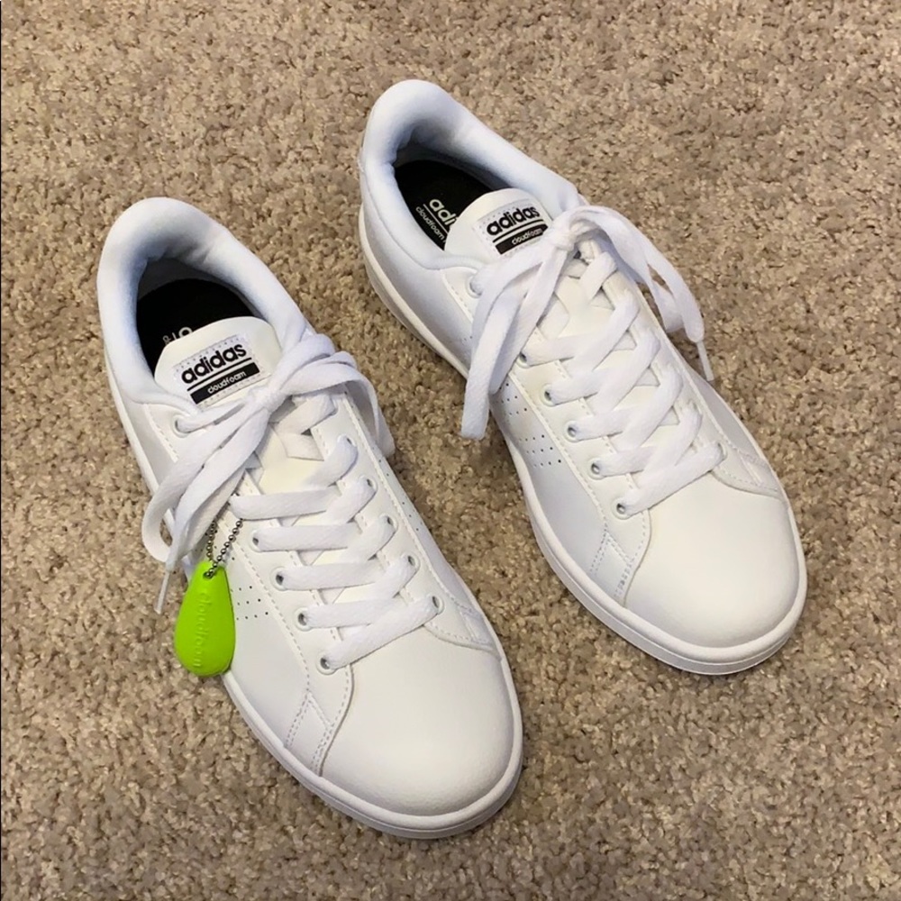 Adidas Women's NEO Cloudfoam White Sneaker NEW 9